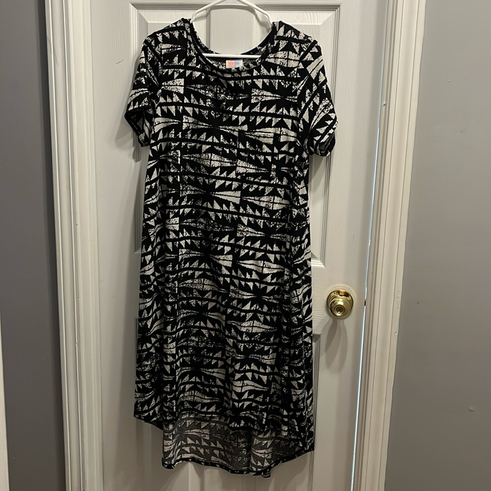 Large LulaRoe Shortsleeved dress.